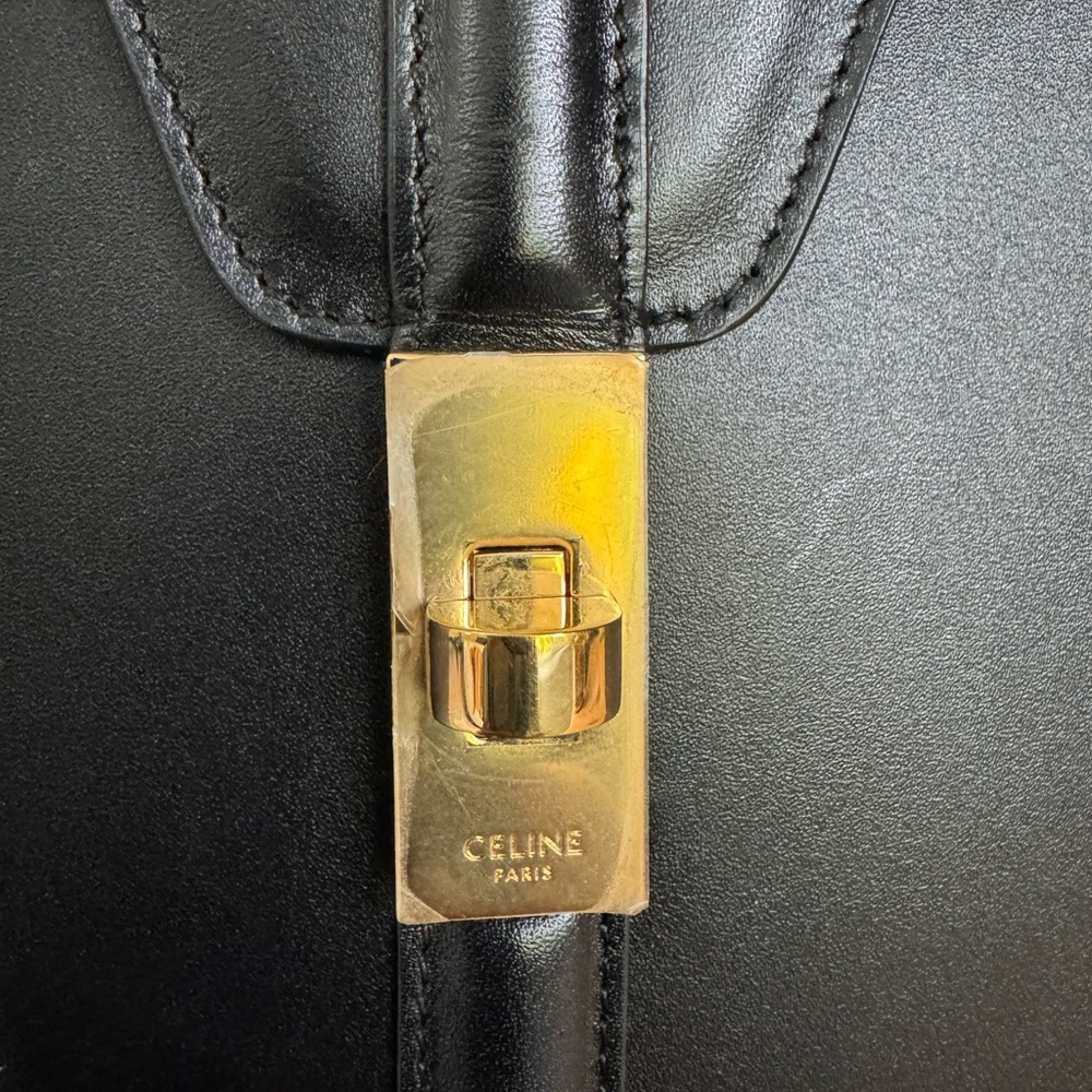 Celine handbag CLASSIQUE 16 BAG IN SATINATED CALFSKIN - Picture 6 of 16